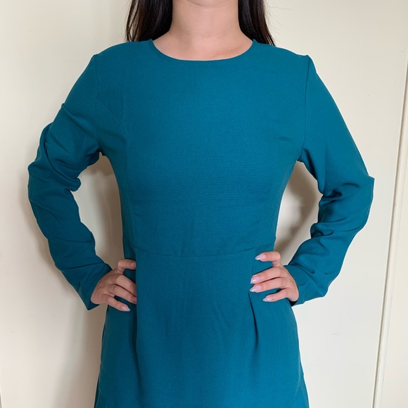 Blue dress - Picture 2 of 8